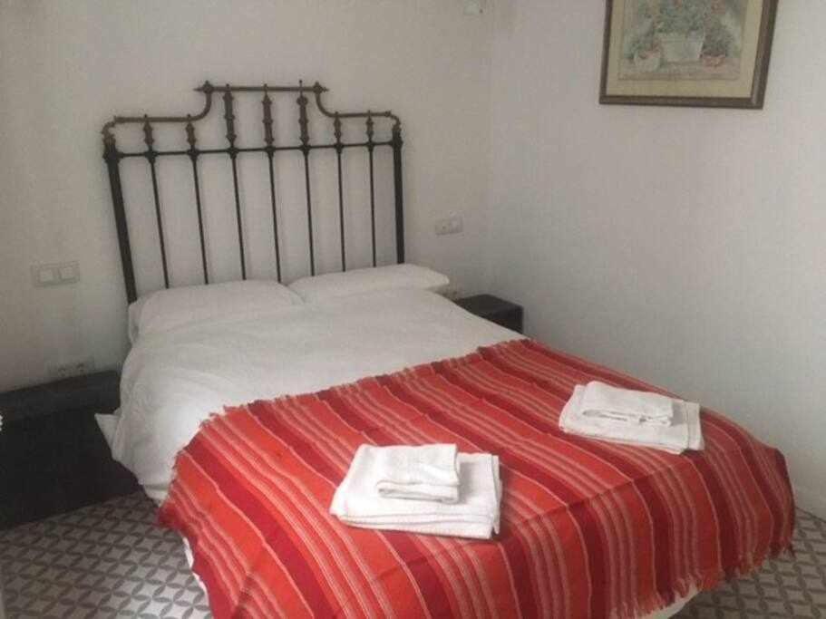 Apartamento Con Parking Jesus Del Gran Poder Севилья Экстерьер фото